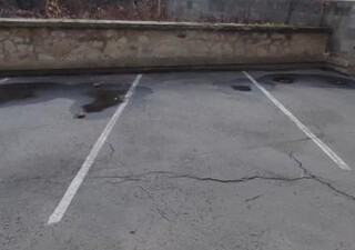 Garages / Parkings