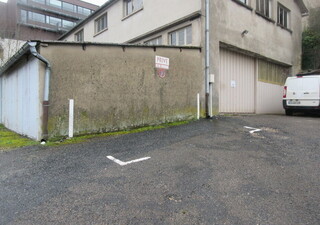 Garages / Parkings