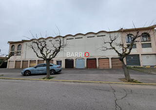 Garages / Parkings