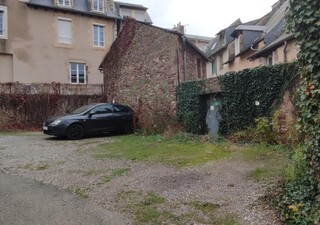 Garages / Parkings